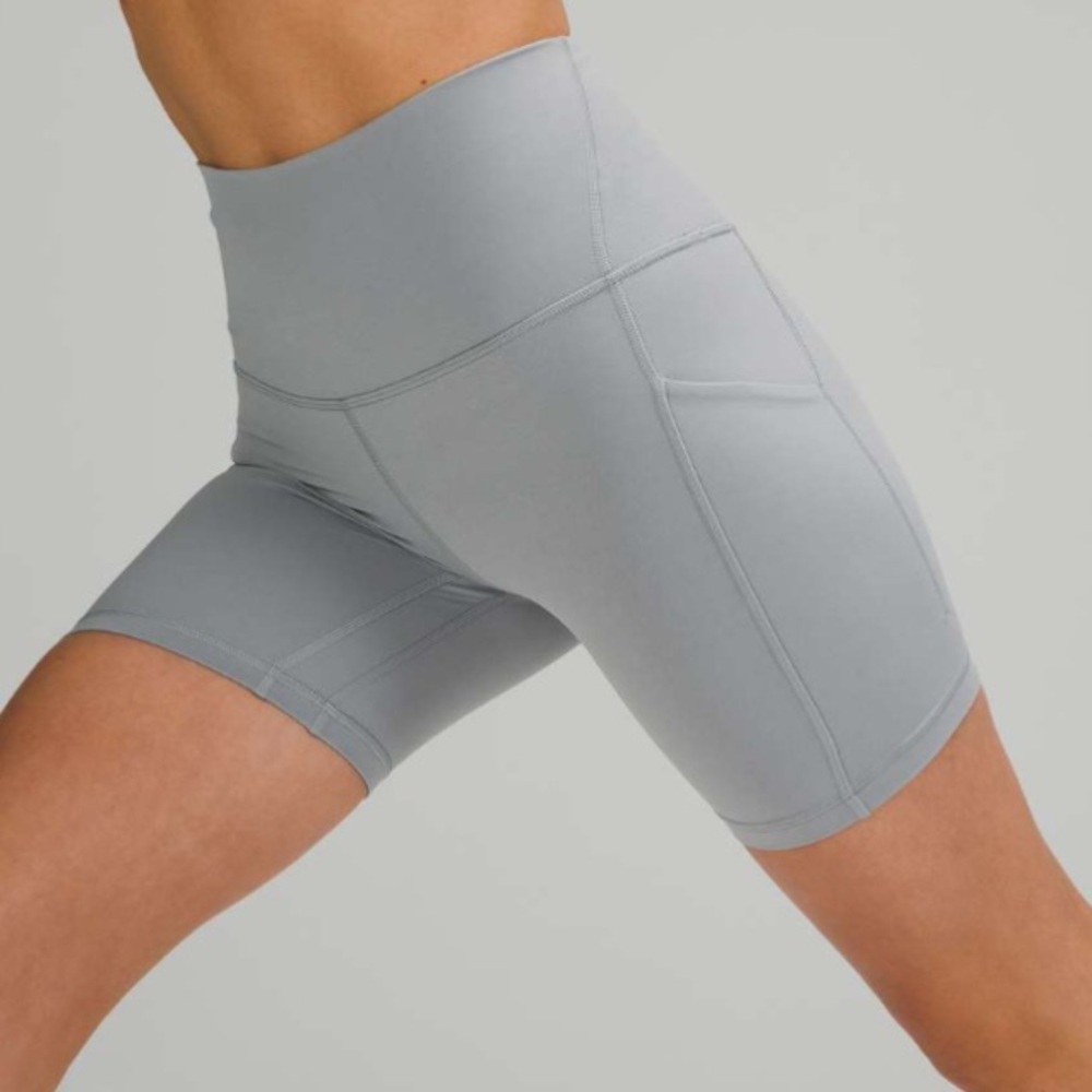 Lululemon Align High Rise Short 6" *Pockets